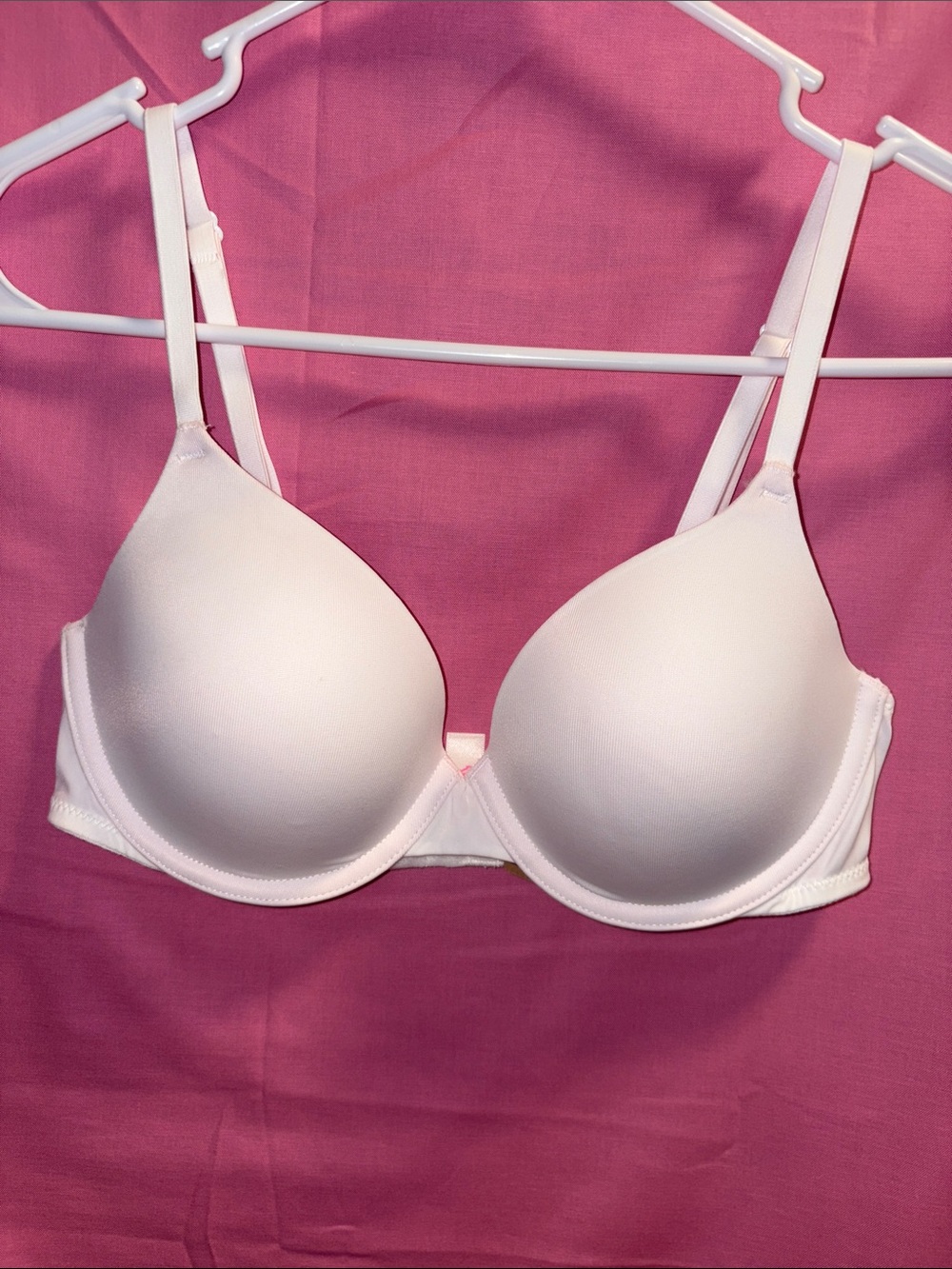 PINK Wear Everywhere t-shirt Lightly Lined Bra  - Smooth Support